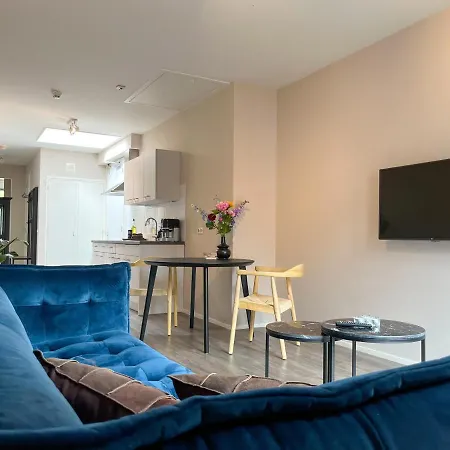 Dokkumer Bed&Breakfast-3
